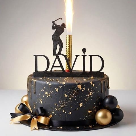 Personalisierter Golf-Cake-Topper mit Golfer über dem Namen und Halter für eine Eisfontäne